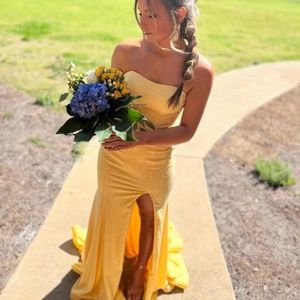 Sherri Hill Yellow Formal Dress